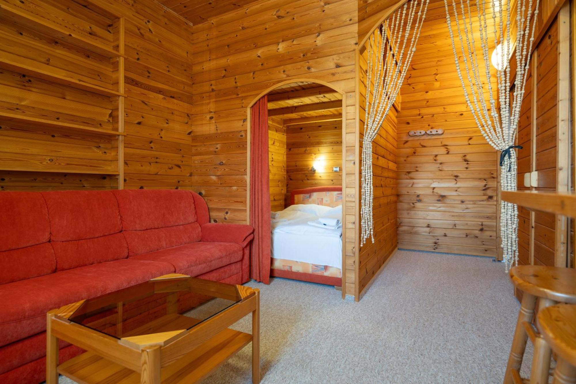 Ea Horsky Hotel Hajenka Модрава Экстерьер фото